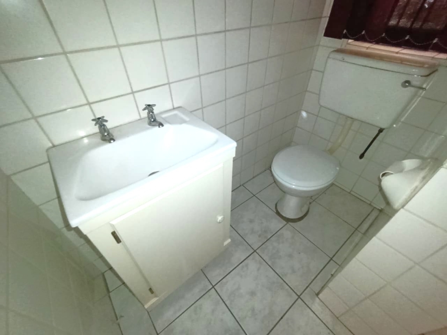 To Let commercial Property for Rent in Westdene Free State